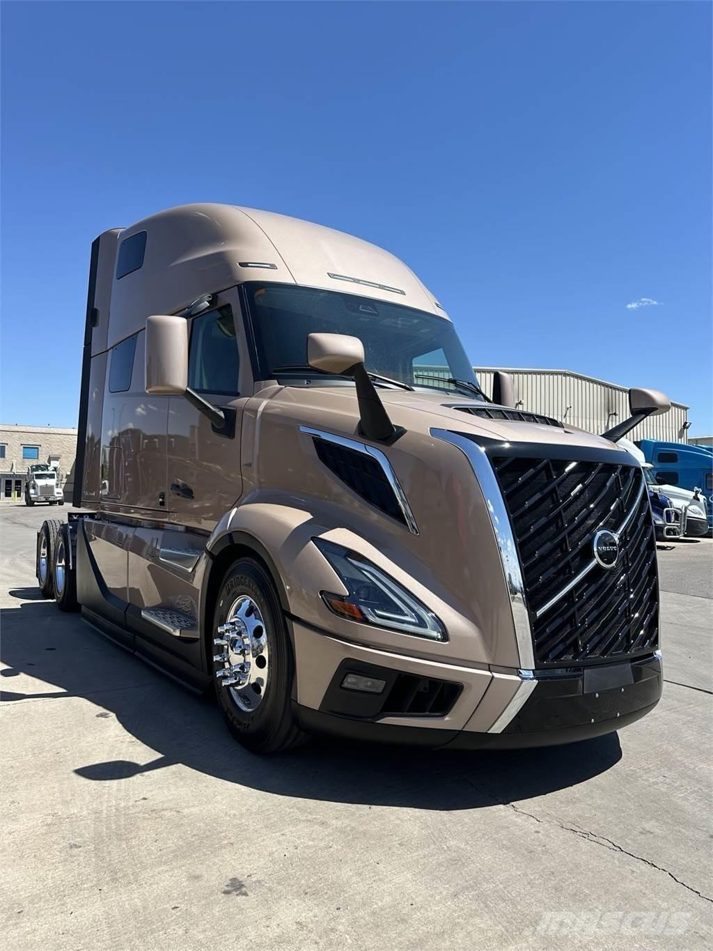 Volvo VNL64T860 Trekkers