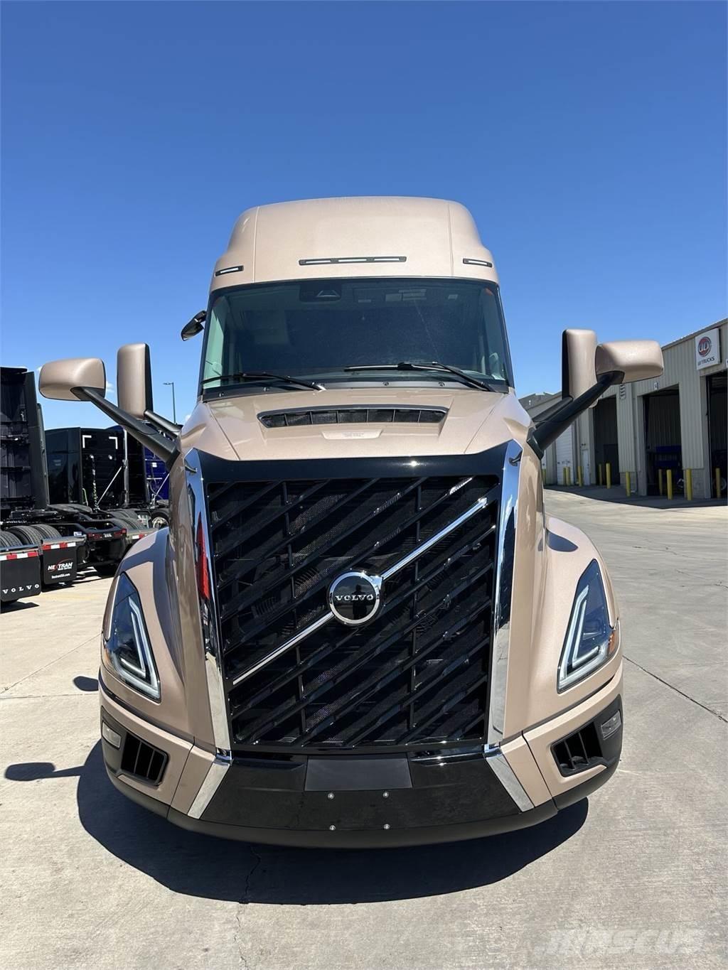 Volvo VNL64T860 Trekkers