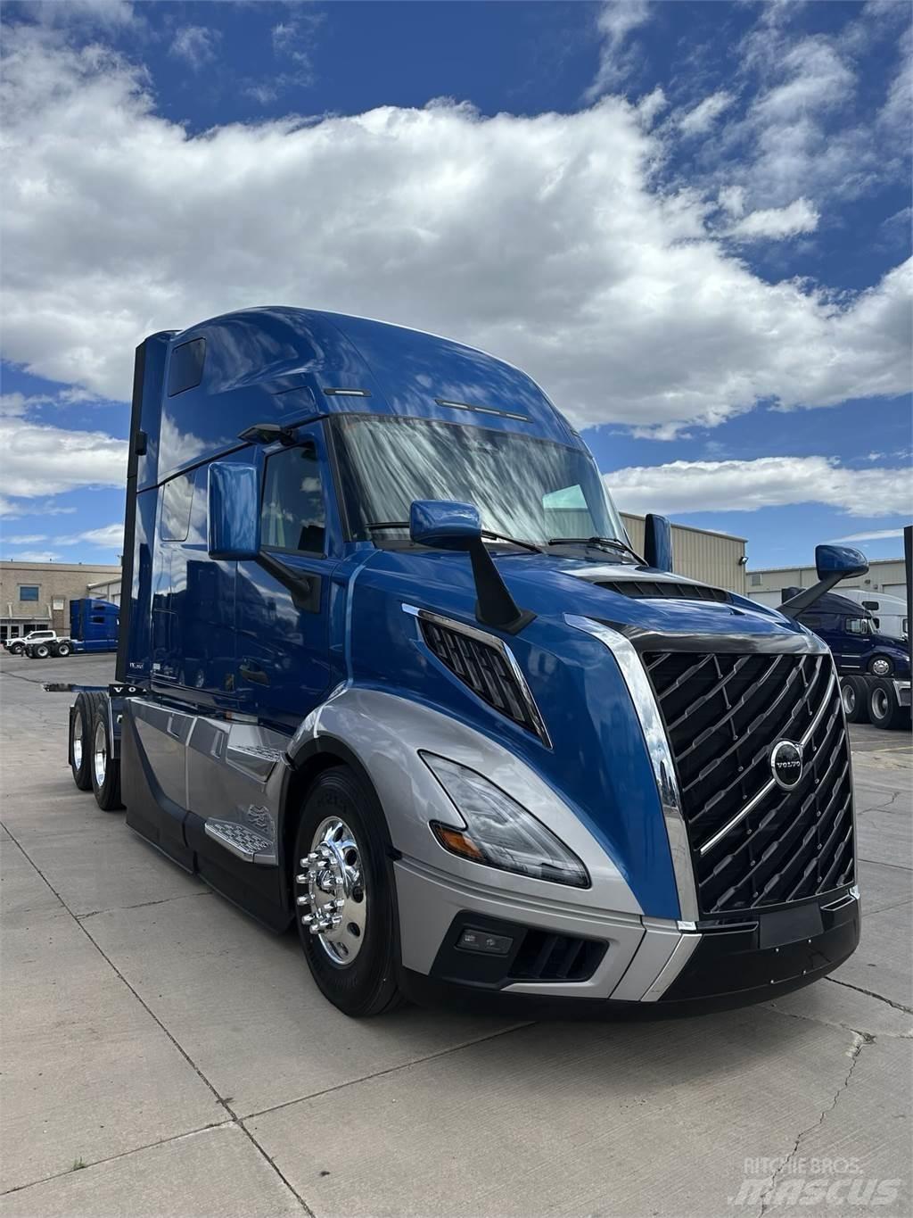 Volvo VNL64T860 Trekkers
