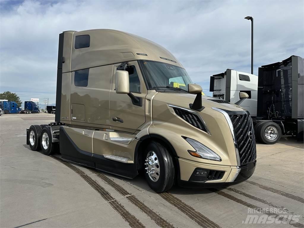 Volvo VNL64T860 Trekkers
