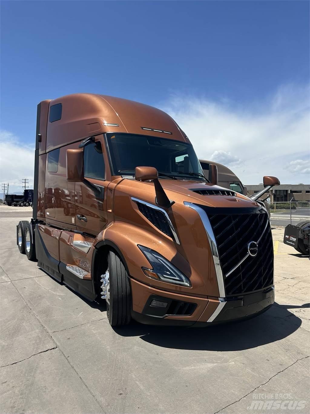 Volvo VNL64T860 Trekkers