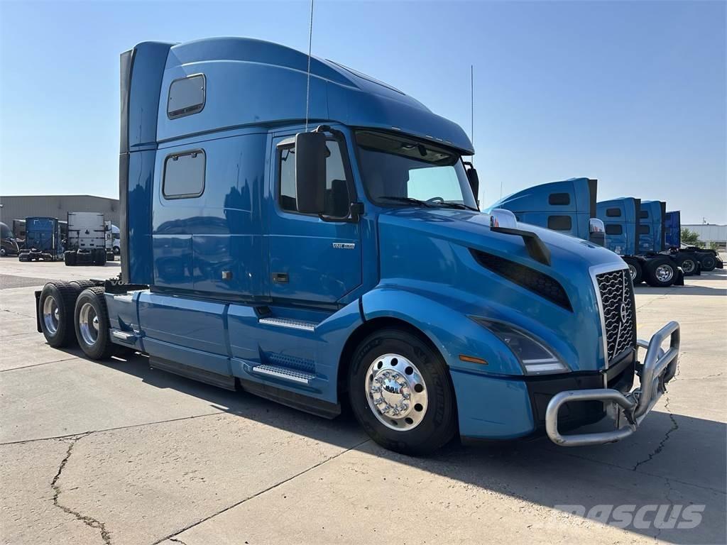 Volvo VNL64T860 Trekkers