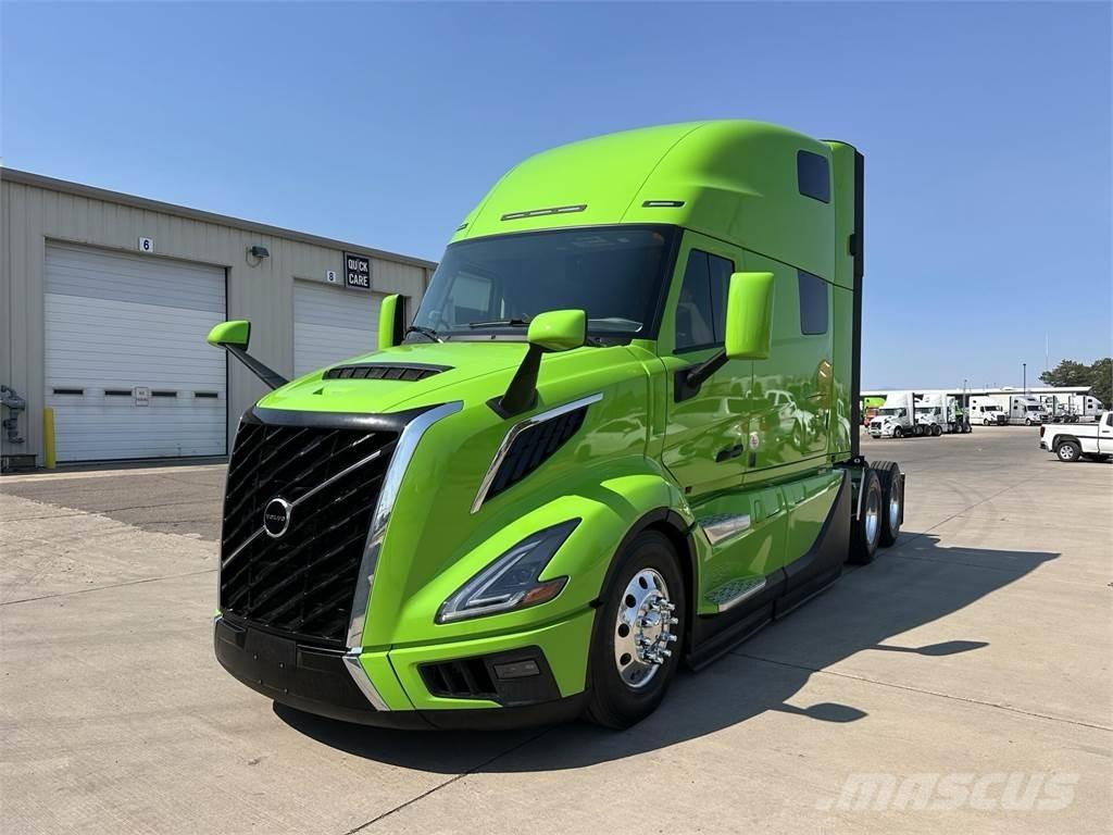 Volvo VNL64T860 Trekkers
