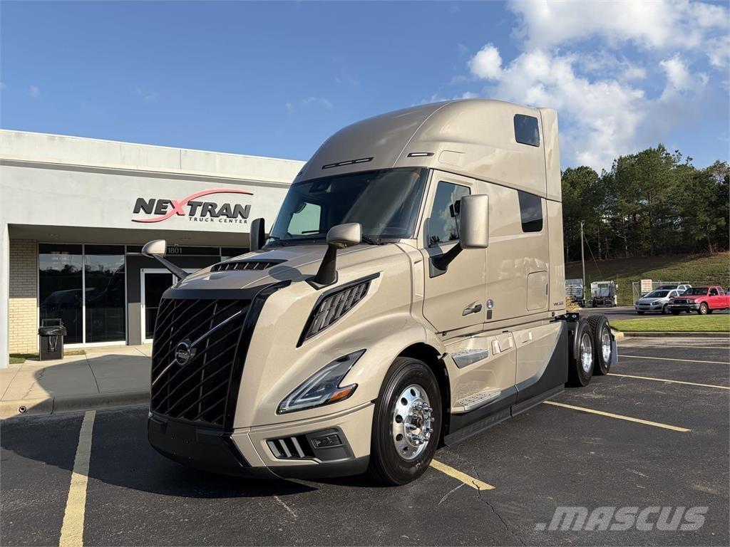 Volvo VNL64T860 Trekkers