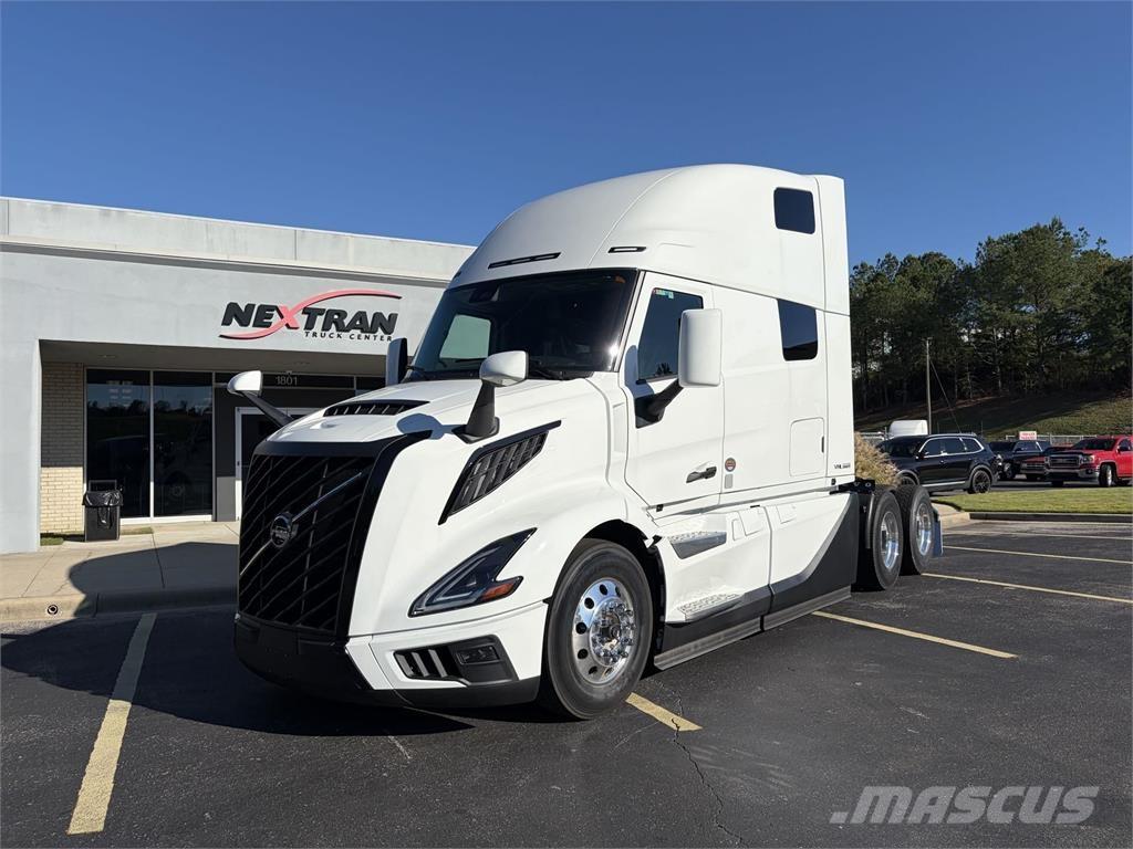 Volvo VNL64T860 Trekkers