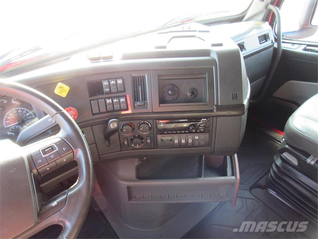 Volvo VNL64T860 Trekkers