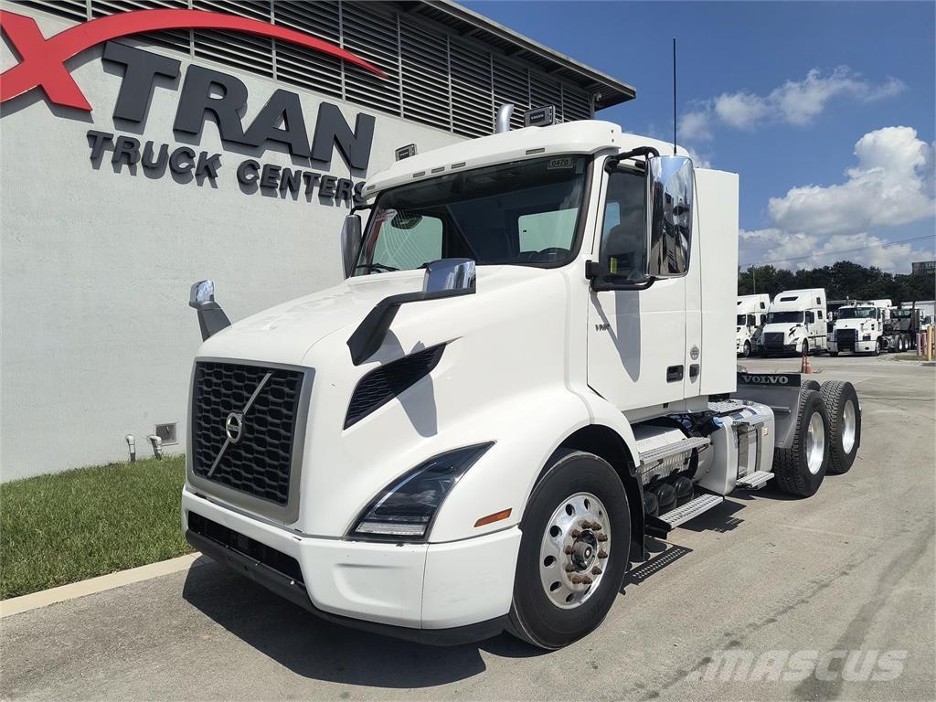 Volvo VNR64T Trekkers