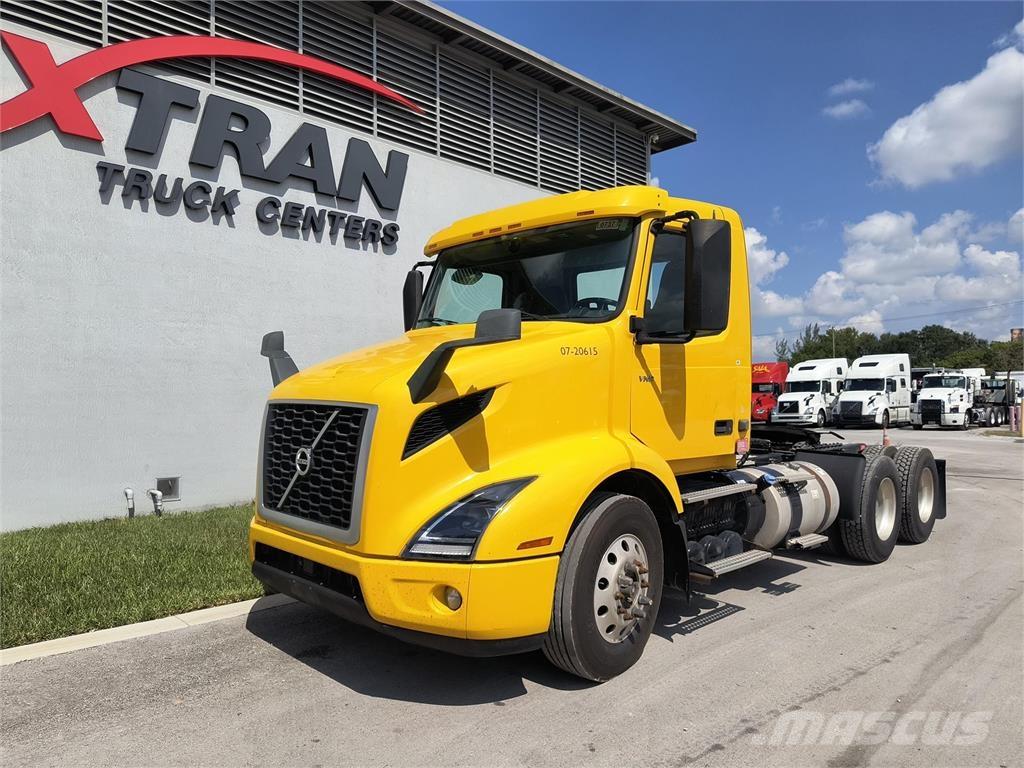 Volvo VNR64T300 Trekkers