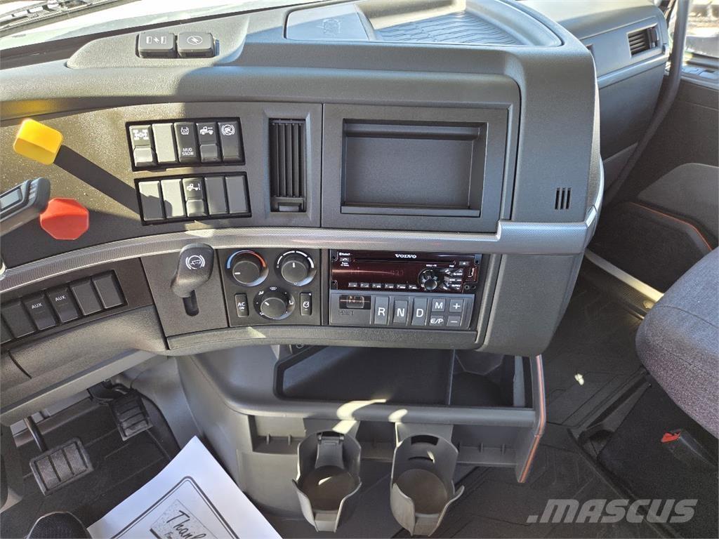 Volvo VNR64T300 Trekkers