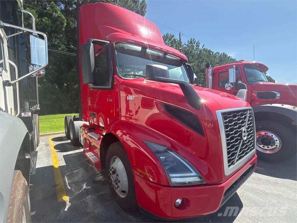 Volvo VNR64T300 Trekkers