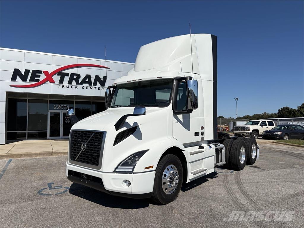 Volvo VNR64T300 Trekkers