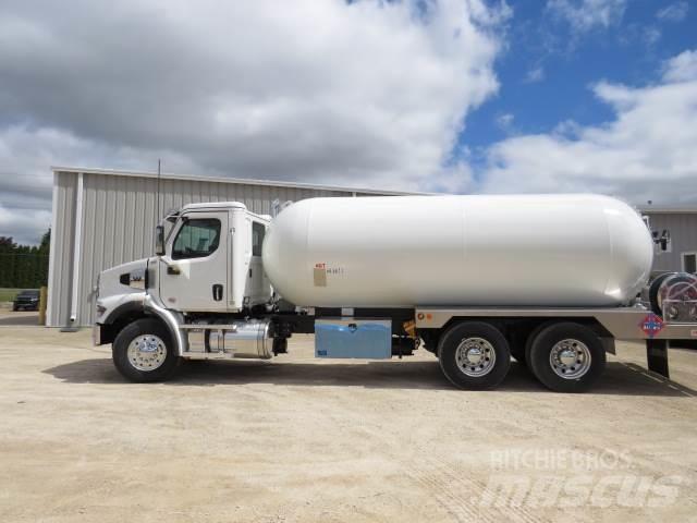 Western Star 47X Trekkers
