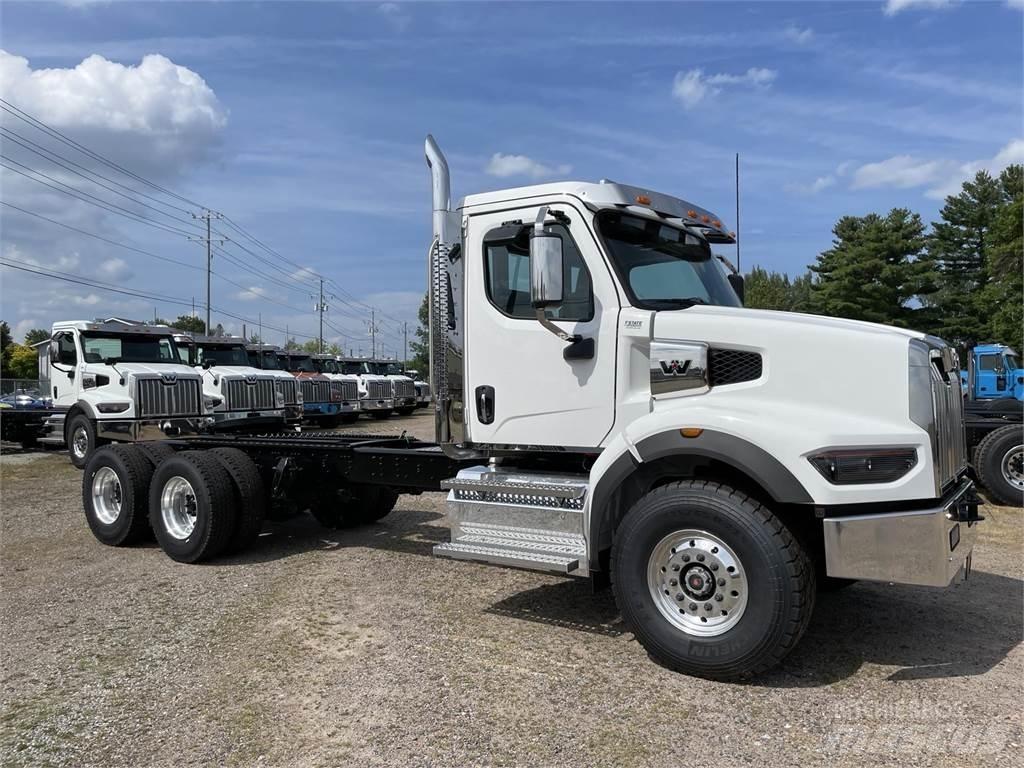 Western Star 49X Trekkers
