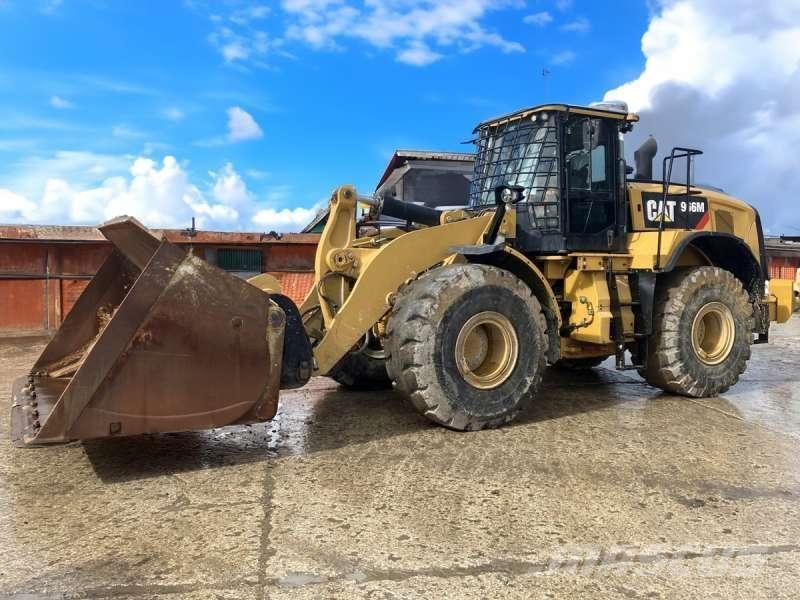 CAT 966M Wielladers