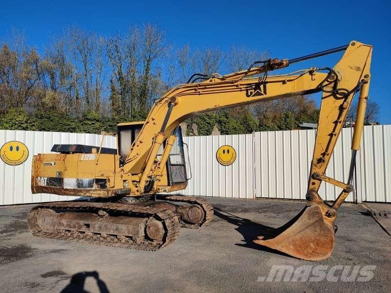 CAT E120B Rupsgraafmachines