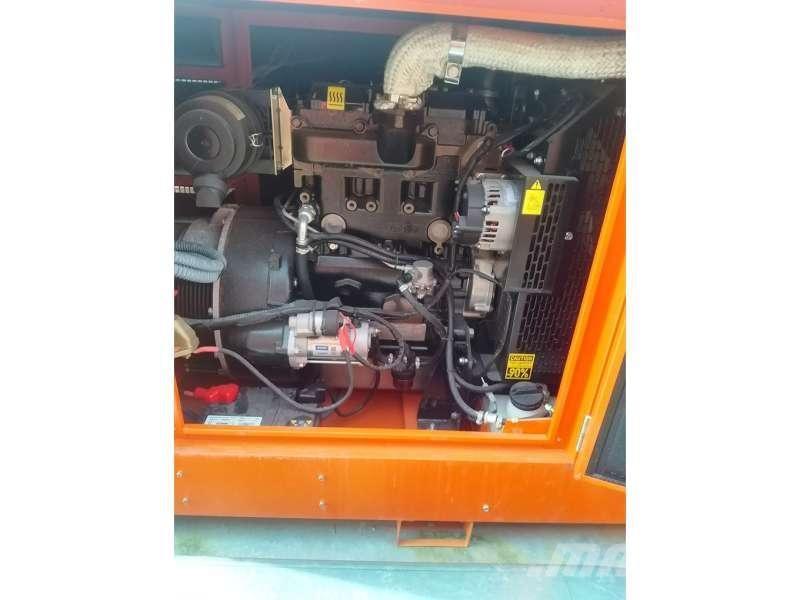  Gruau 22 KVA Diesel generatoren