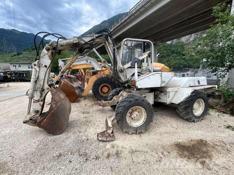 Mecalac 8CXI Wielgraafmachines