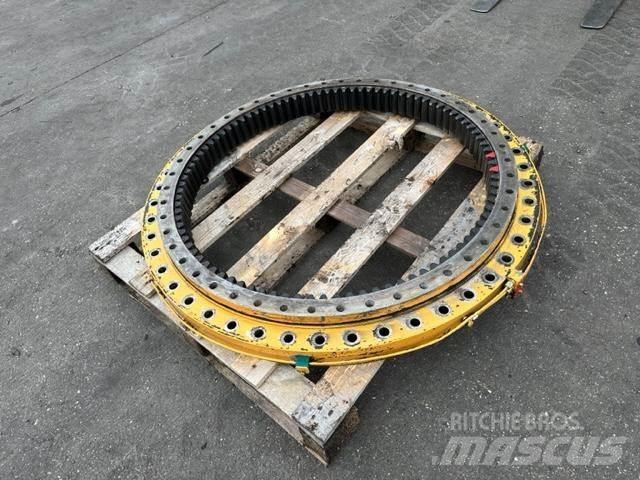 Liebherr A 922 Chassis en ophanging