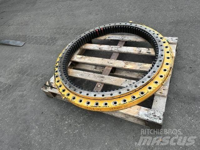 Liebherr A 922 Chassis en ophanging