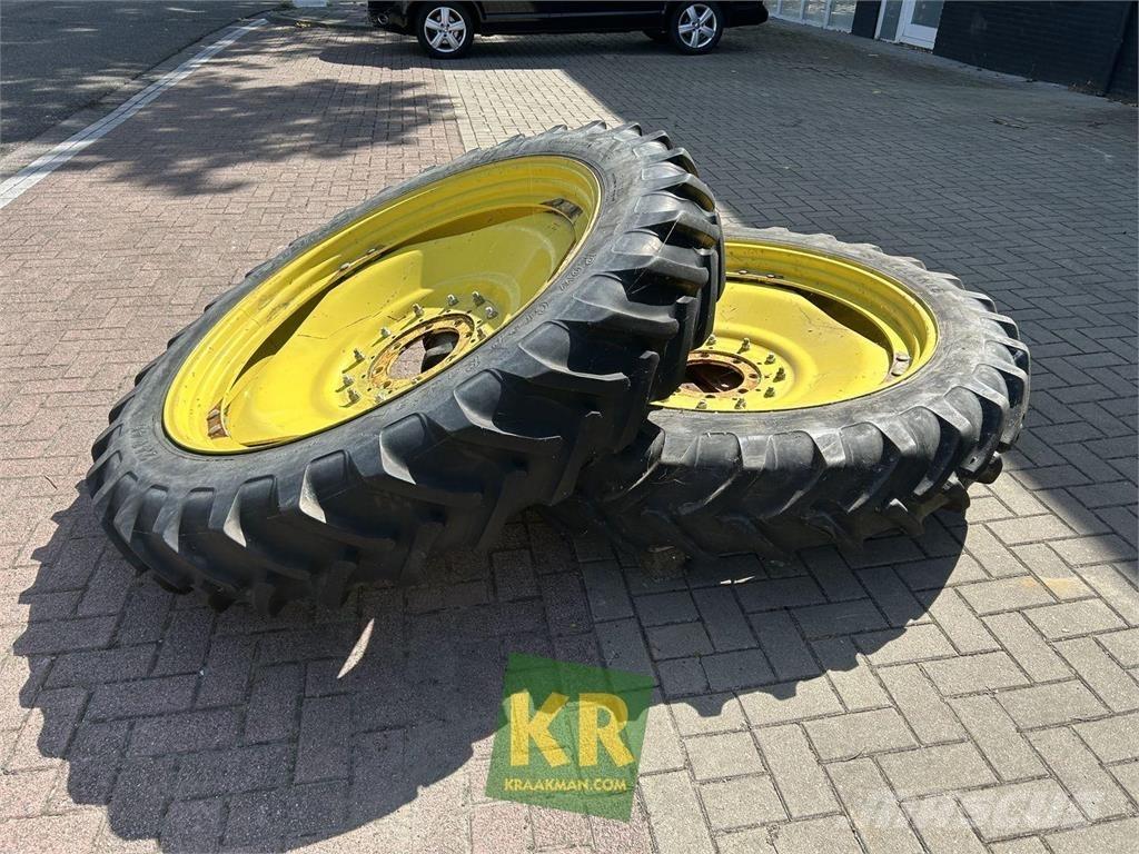 Alliance 12.4R46 Banden, wielen en velgen