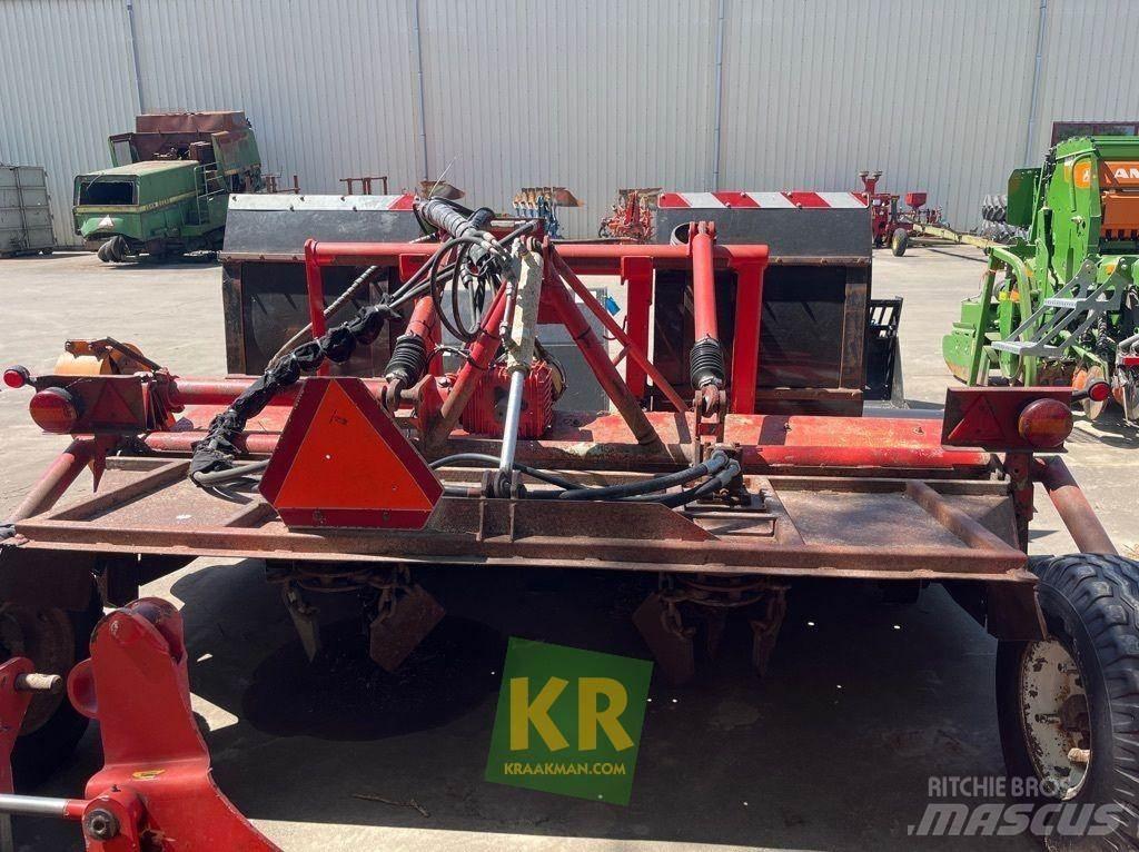 Dücker UM 27 Klepelmaaiers