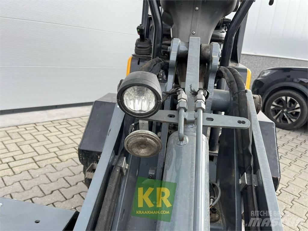 GiANT D332 Voorladers en gravers