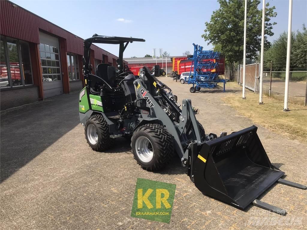 GiANT G2200E Voorladers en gravers