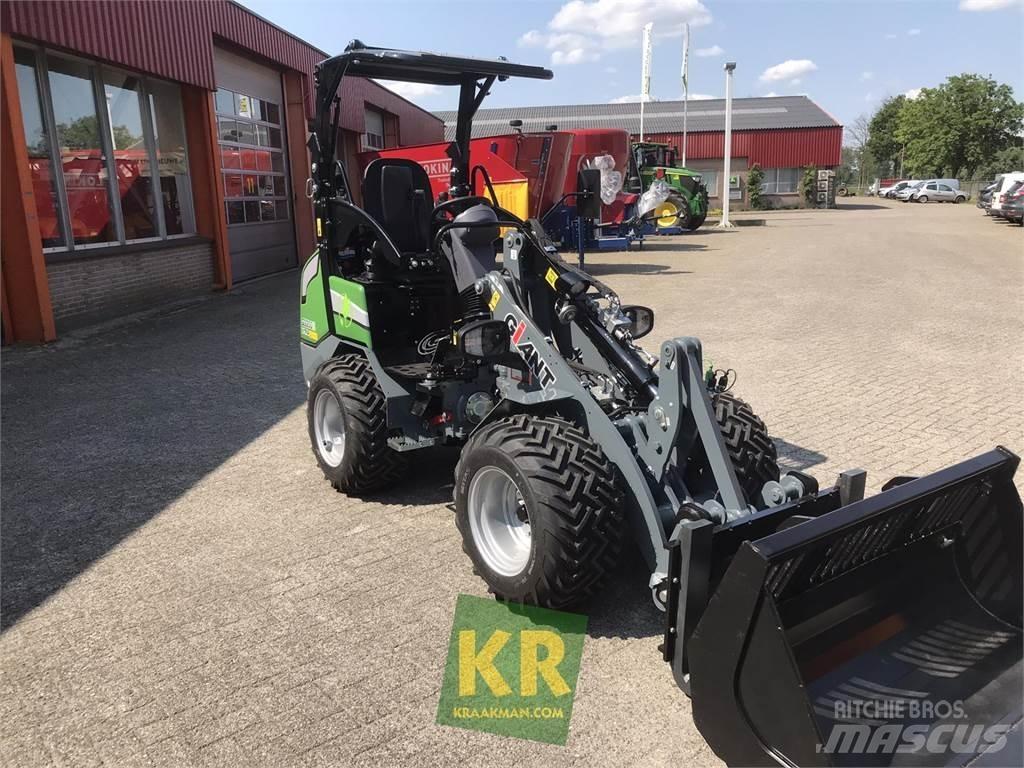 GiANT G2200E Voorladers en gravers