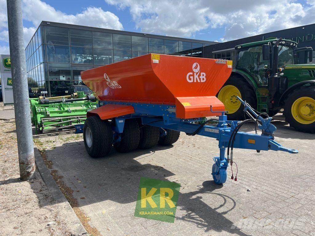  GKB Sandspreader Zand- en zoutstrooimachines
