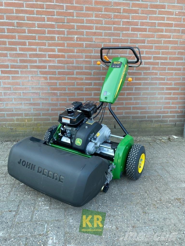 John Deere 260 Greensmaaier