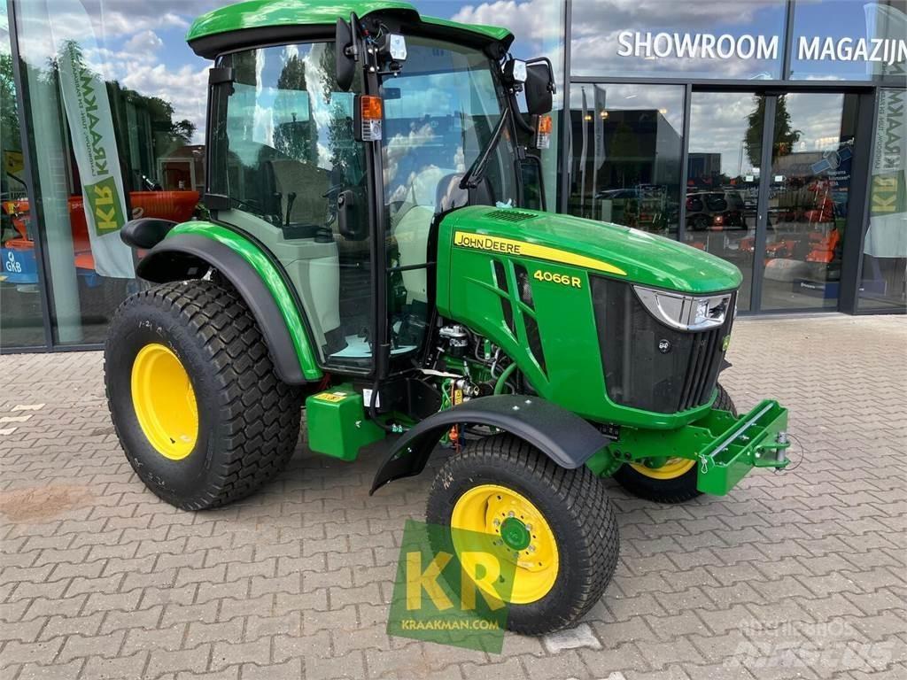 John Deere 4066R Compacttrekkers
