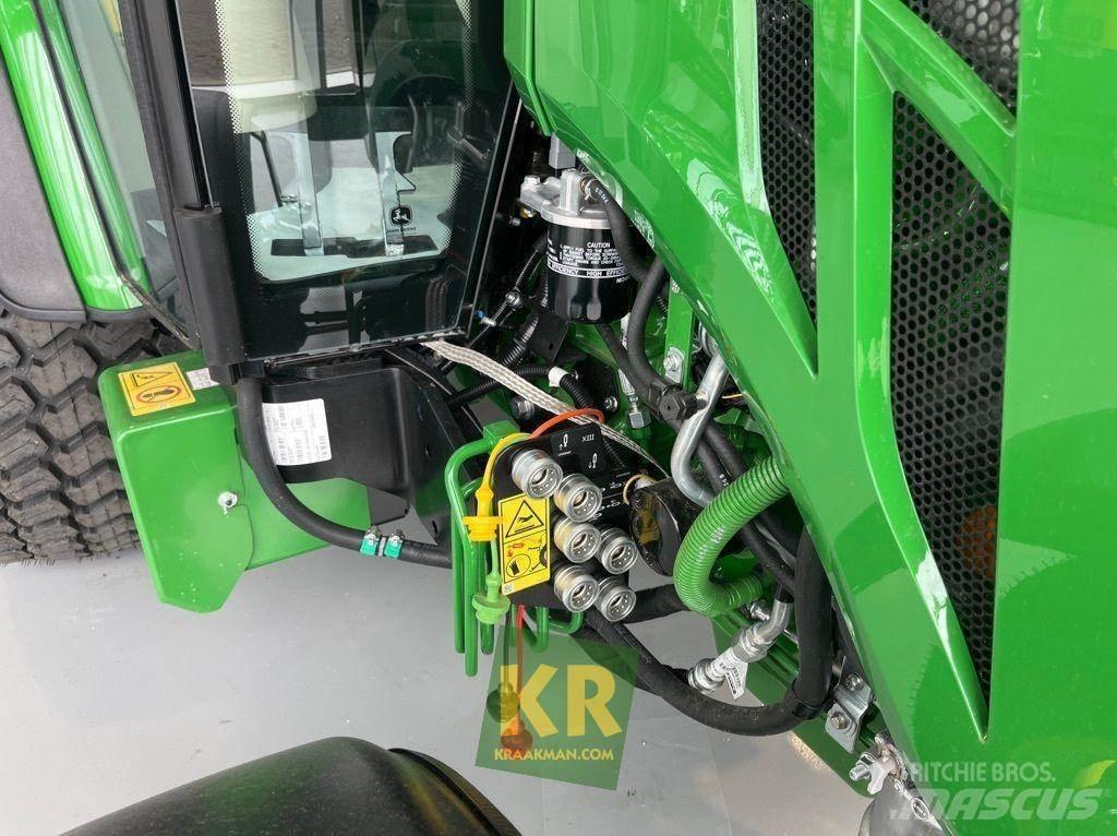 John Deere 4066R Compacttrekkers