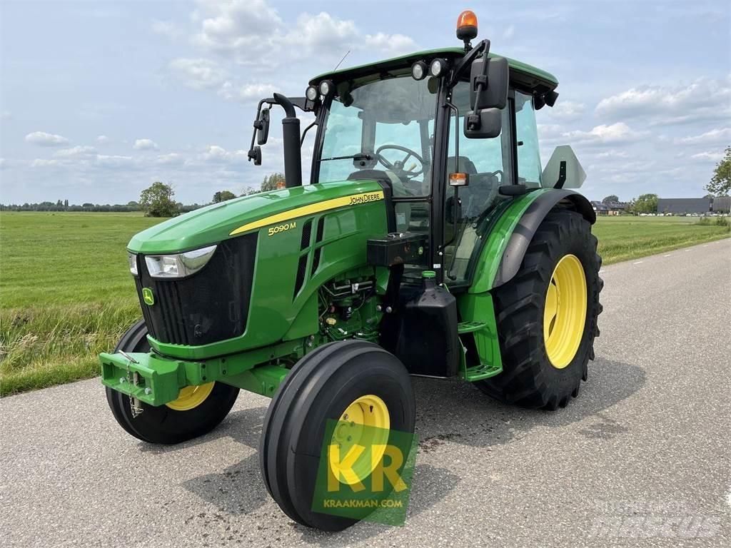 John Deere 5090M Tractoren