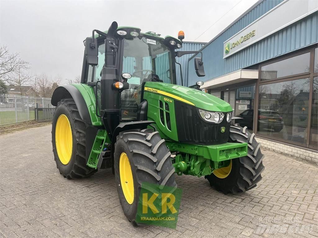 John Deere 6100M Tractoren