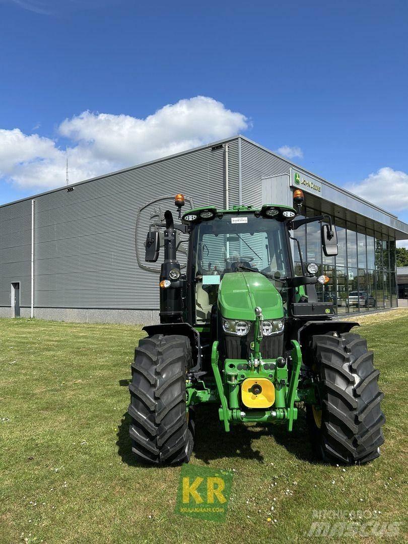 John Deere 6120M Tractoren
