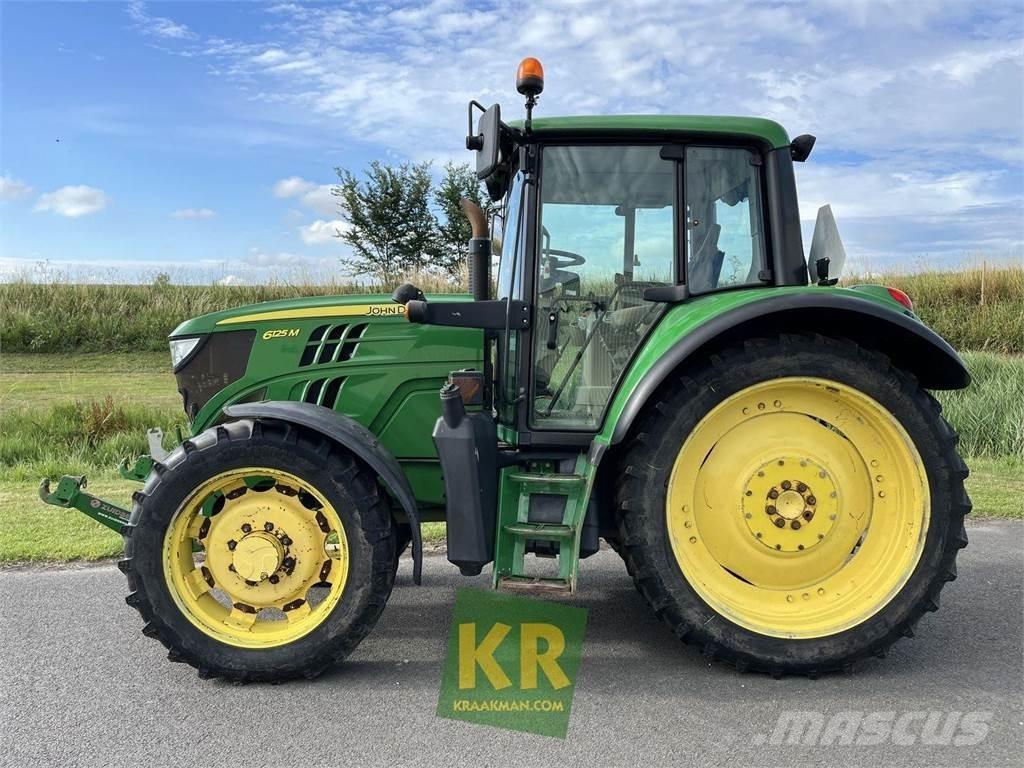 John Deere 6125M Tractoren