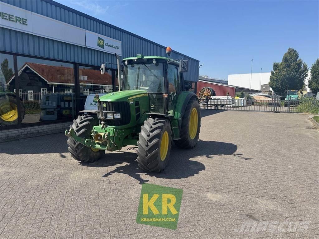 John Deere 6130 Tractoren