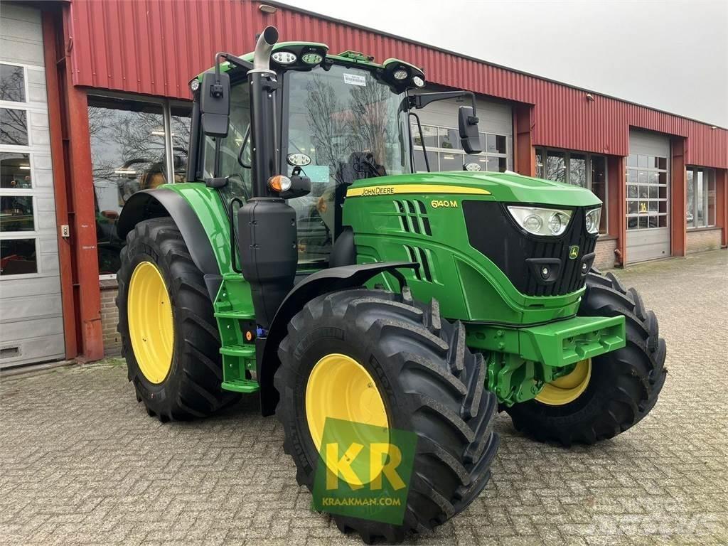 John Deere 6140M Tractoren