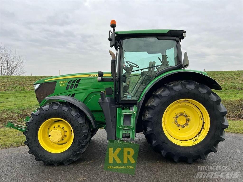 John Deere 6140R Tractoren