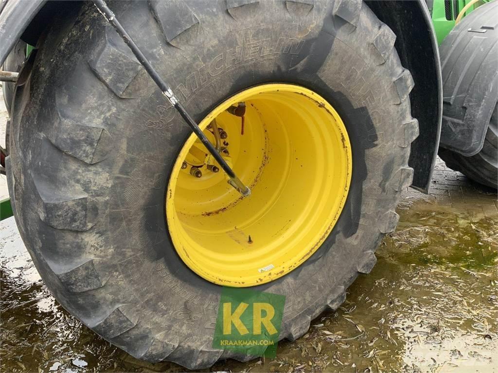 John Deere 6150R Tractoren