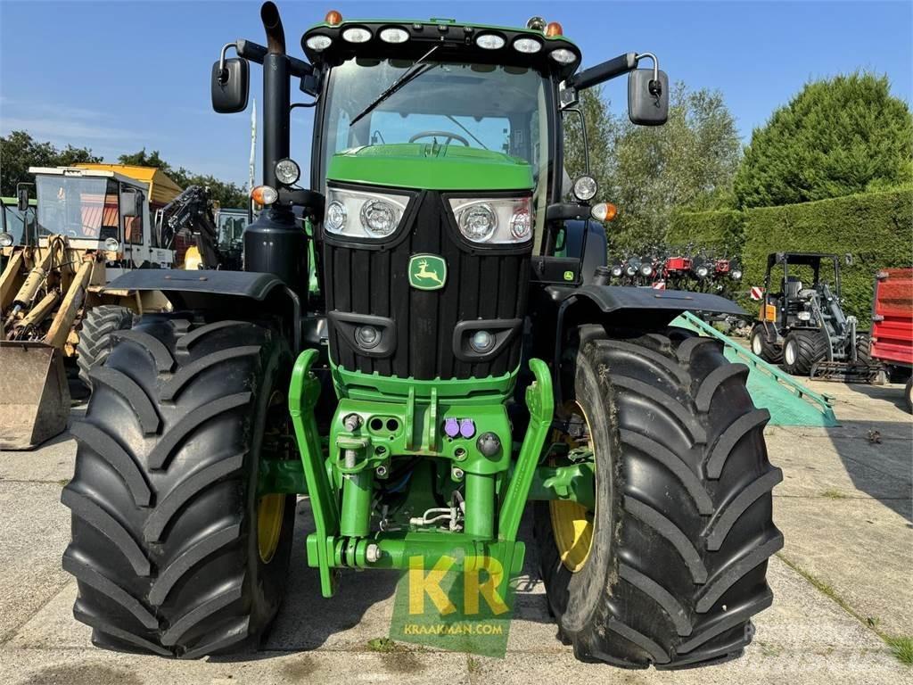 John Deere 6175R Tractoren
