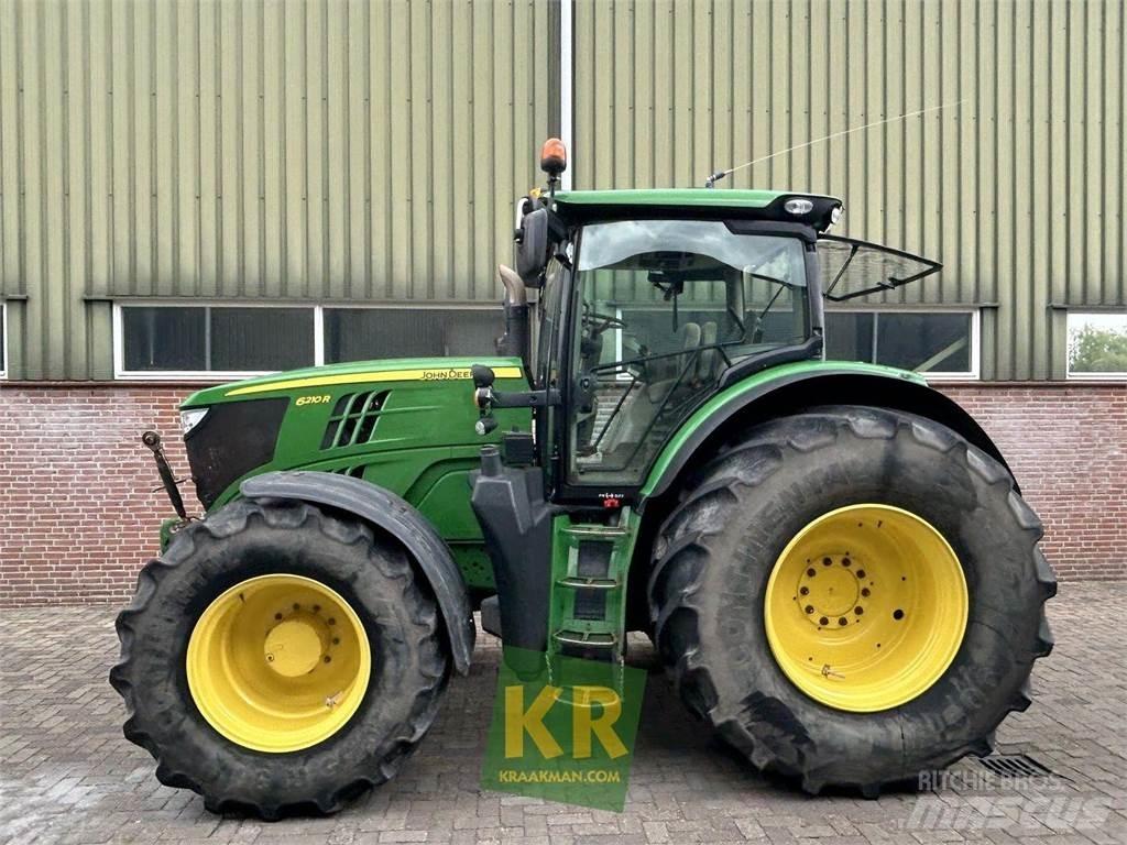 John Deere 6210R Tractoren