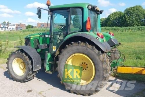 John Deere 6220 Tractoren