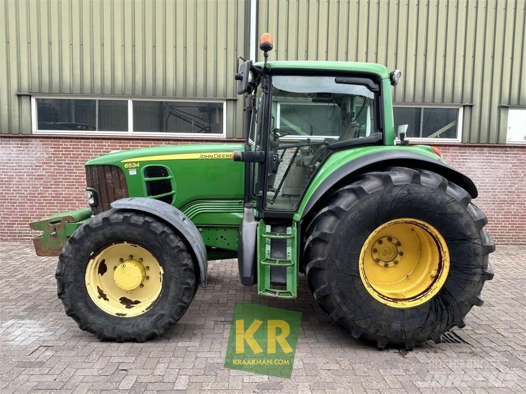 John Deere 6534 Tractoren
