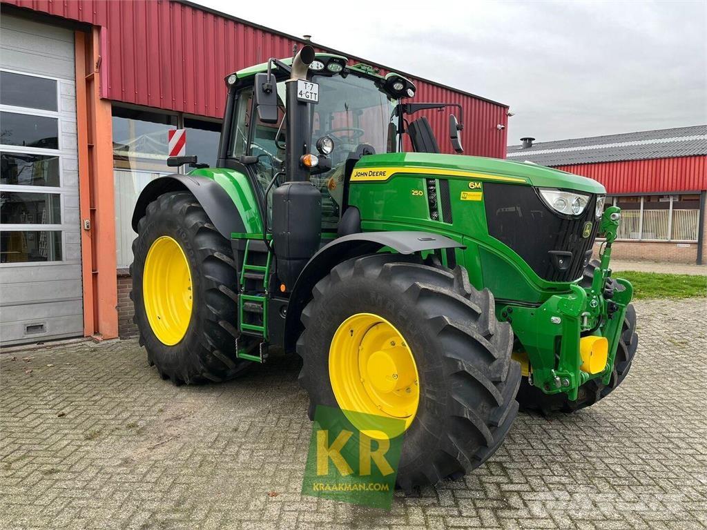 John Deere 6M 250 Tractoren