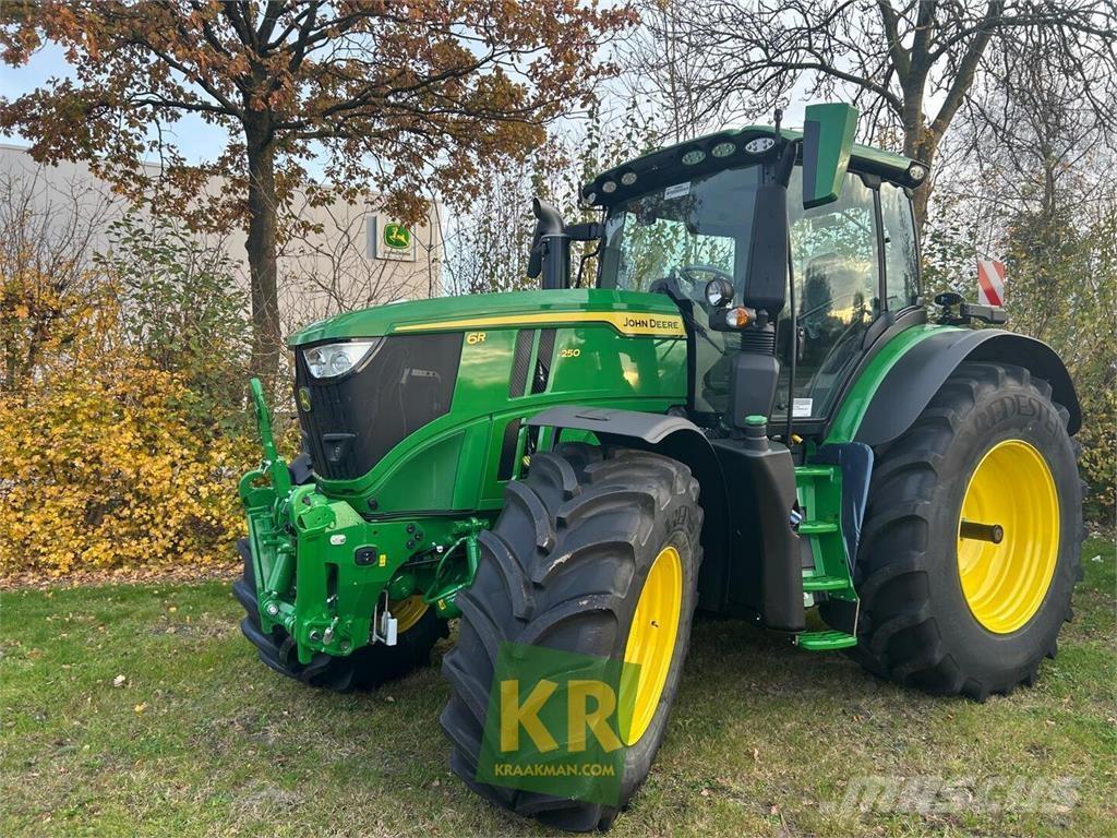 John Deere 6R 250 Tractoren