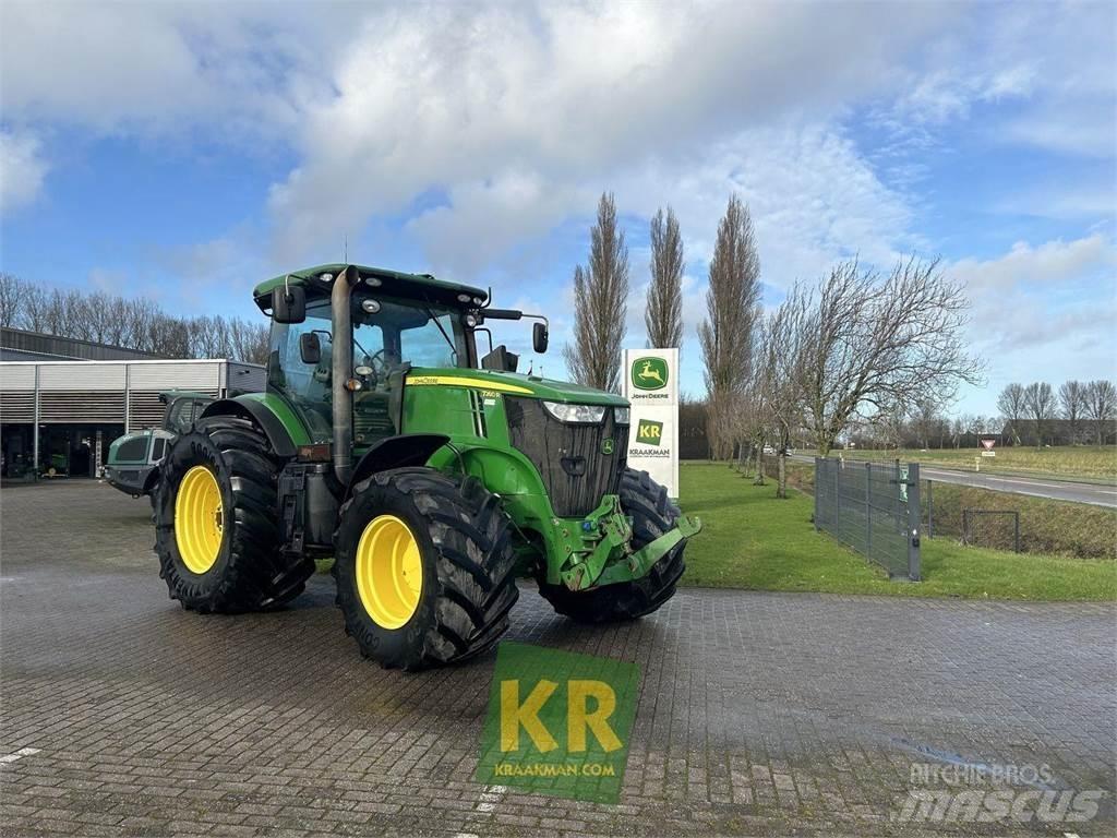John Deere 7260R Tractoren