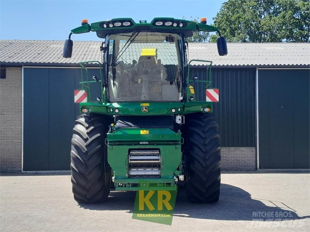 John Deere 8500 Getrokken veldhakselaar