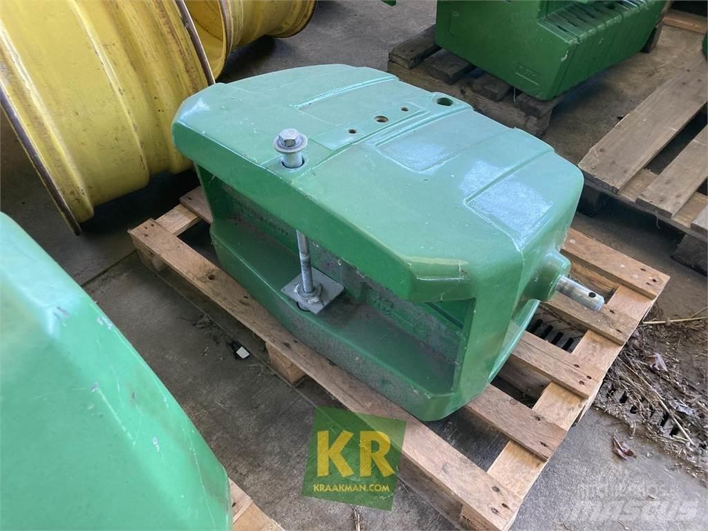 John Deere 900 kg Frontgewichten