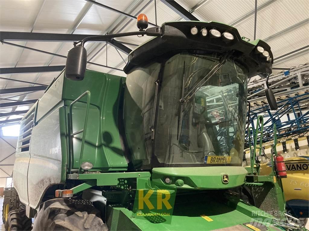 John Deere W650 Maaidorsmachines